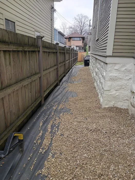 Bermudez Landscaping and snow removal Picture 5