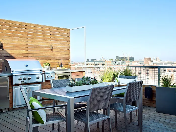 Chicago Roof Deck and Garden Picture 6