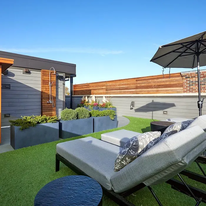Chicago Roof Deck and Garden Picture 5