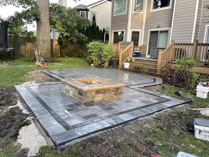 J&M Landscaping Group Picture 4