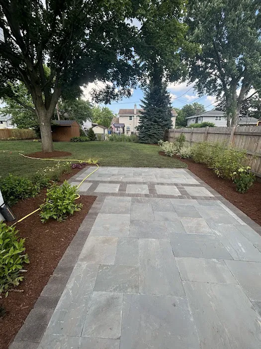 Raíces Landscapes, LLC. Picture 3