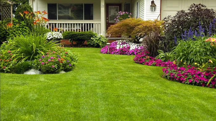 Patch Landscaping & Snow Removal Picture 1