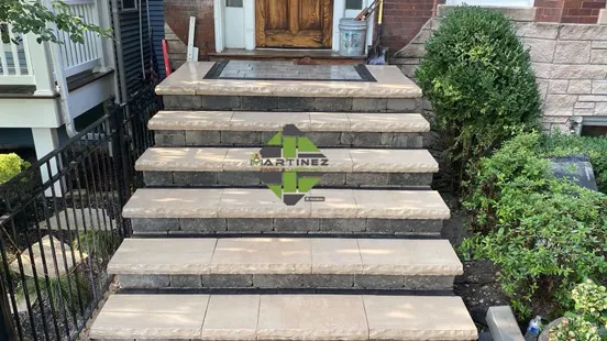 Martínez Pavers & Landscaping Picture 7
