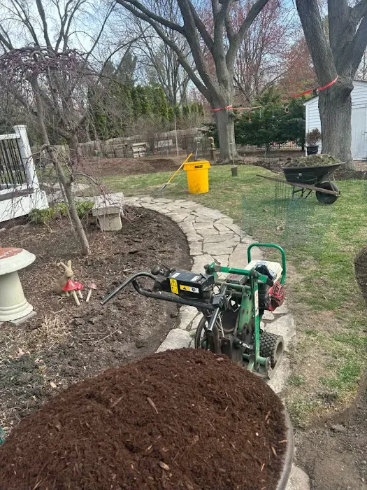 R & L Landscaping Corporation Picture 6