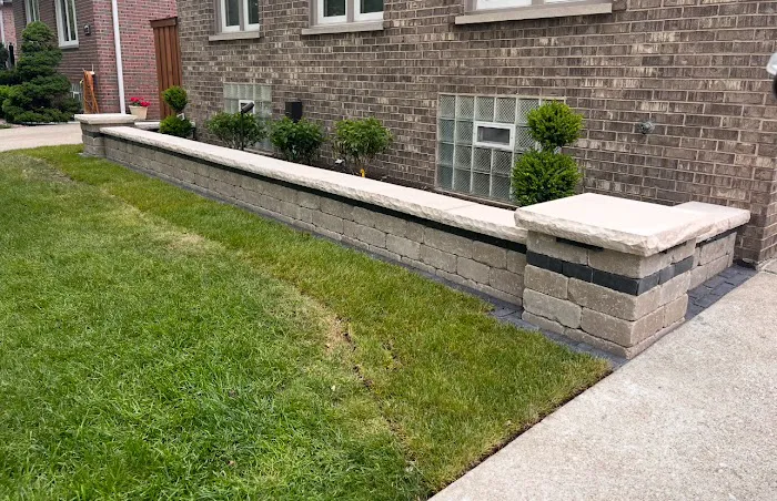 Camargo Landscaping Picture 9