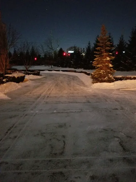 Lindmack Landscaping & Snow Removal LLC Picture 2