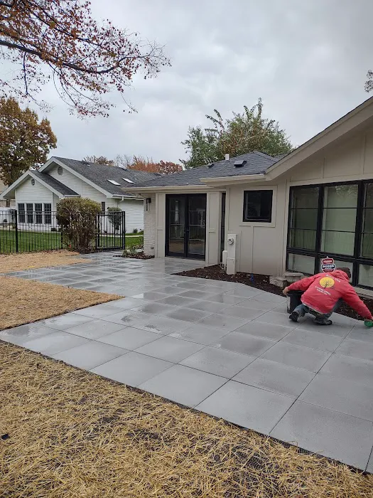 Royal Oak Landscaping Picture 7