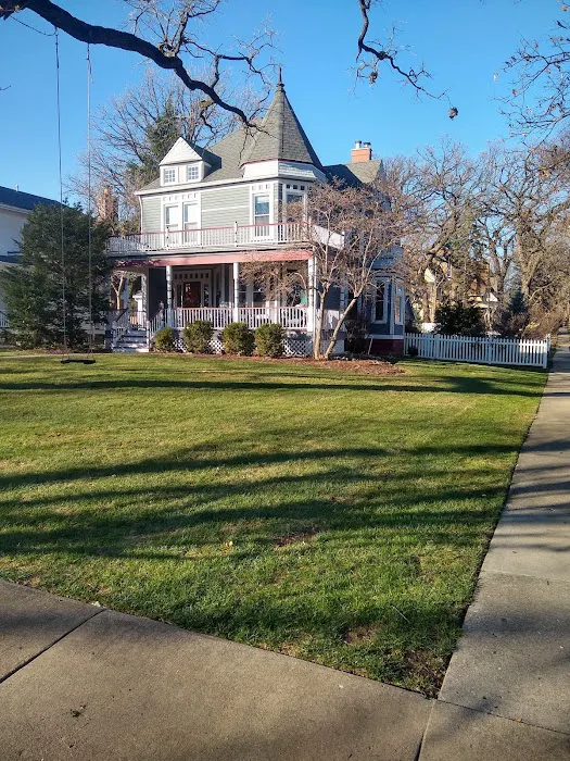 Royal Oak Landscaping Picture 4