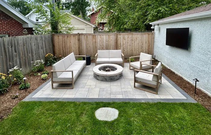 Evanston Landscaping LLC Picture 6