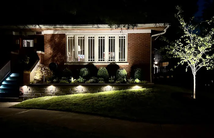 Evanston Landscaping LLC Picture 1