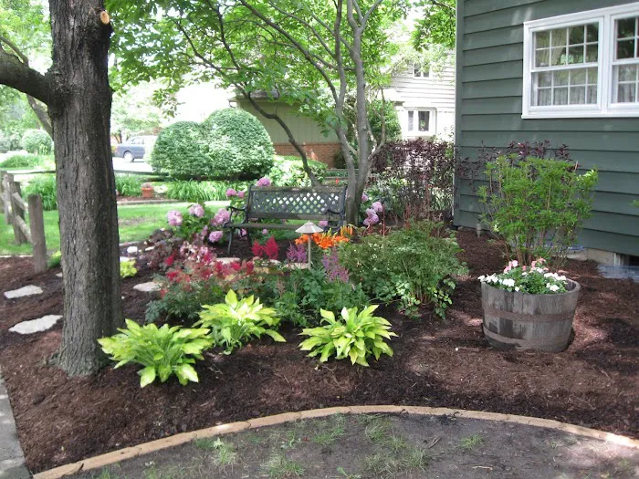 North Riverside Landscape Inc Picture 1