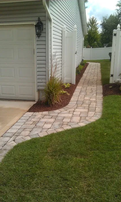 Romano Landscape LLC Picture 7