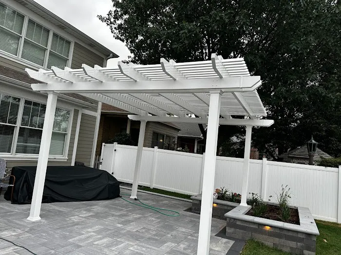 SELVIN'S LANDSCAPING | DESIGN & BUILD CO. Picture 6