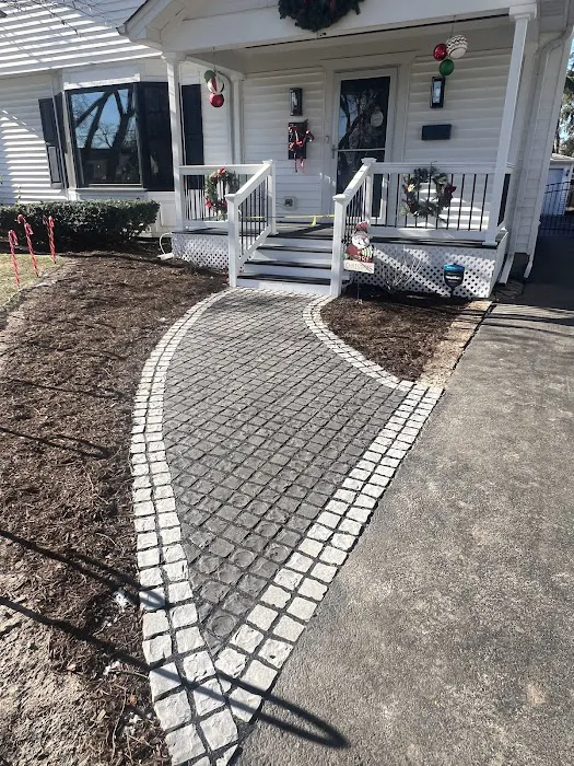 ROSAS LANDSCAPING CORP Picture 7