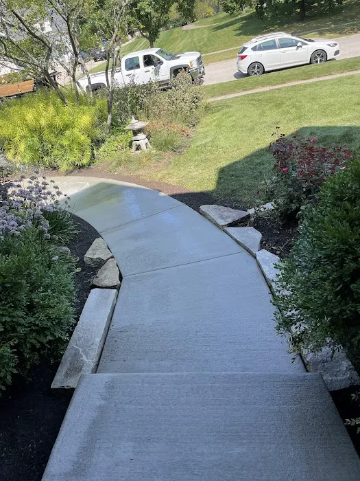 Brass Lawn Care & Landscaping Picture 7