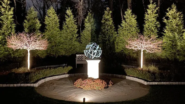Artistic Outdoor Lighting - Chicagoland's Landscape Lighting Picture 5