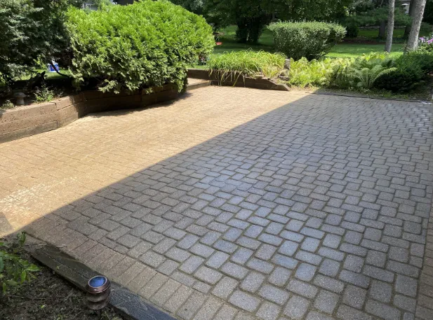 Plowkings&Landscaping Inc. Picture 2