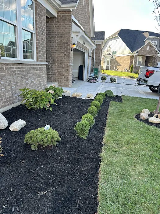 Max's Lawn and Landscaping Picture 8