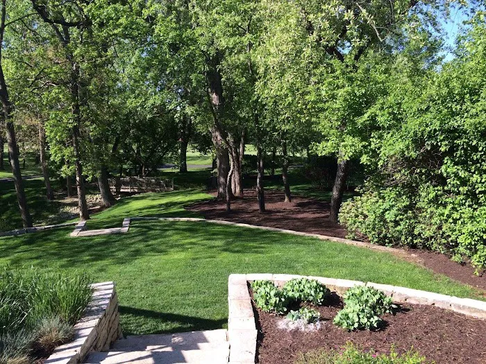 Choice Cut Landscaping Picture 3