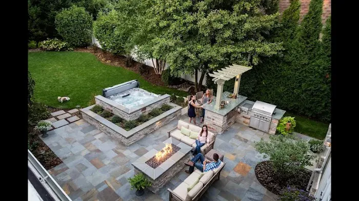 Bruss Landscaping Picture 3