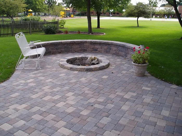Home Landscape Materials Inc Picture 4