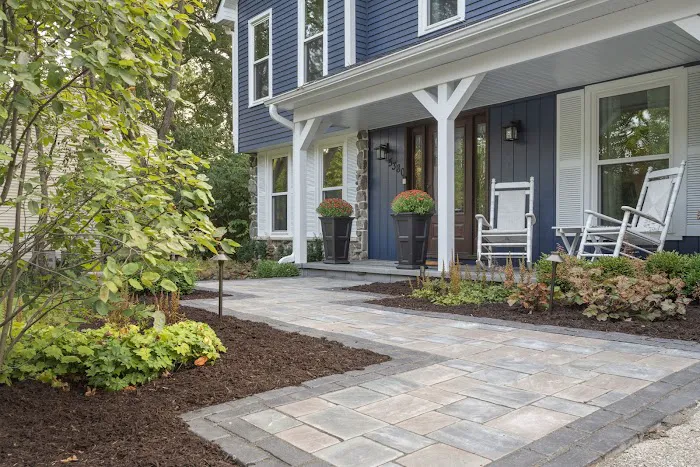 Montano's Landscaping Picture 10
