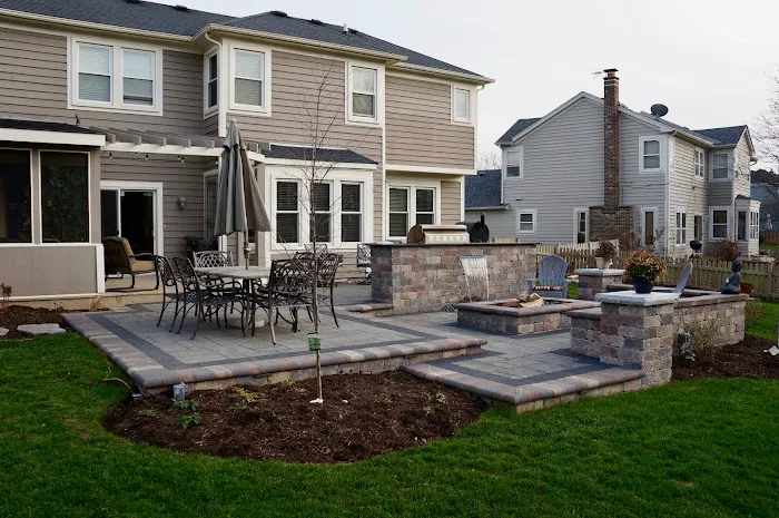 Montano's Landscaping Picture 7