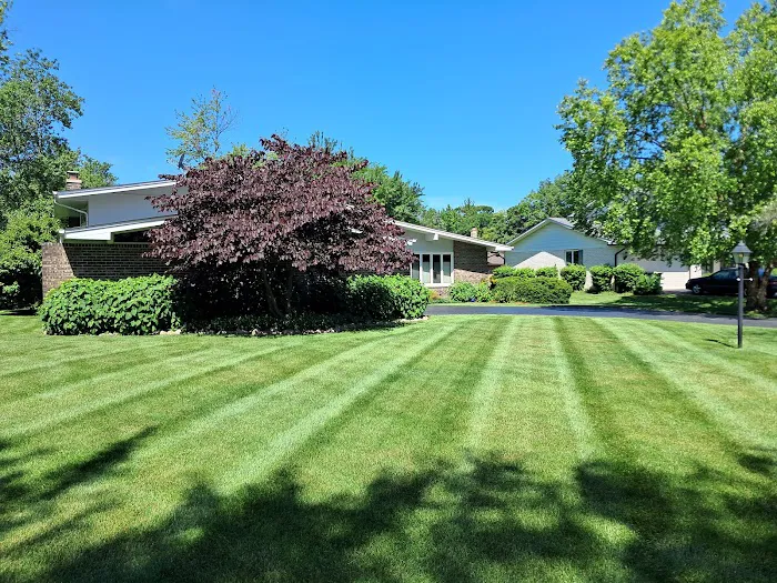Nick's Lawncare & Landscaping Inc. Picture 1
