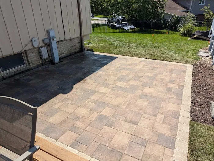 Jimenez & Sons Landscaping, Inc. Picture 3