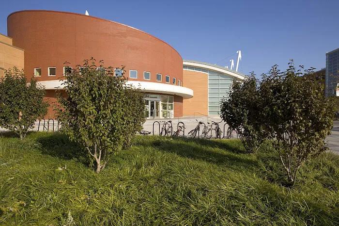 Atrium Commercial Landscaping Picture 10