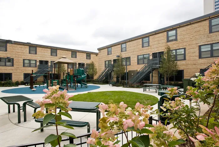 Atrium Commercial Landscaping Picture 7