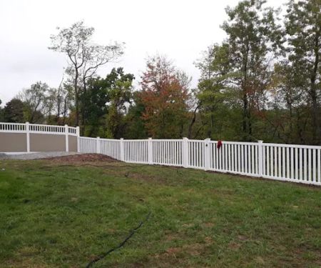 TARGET FENCING & LANDSCAPING LLC