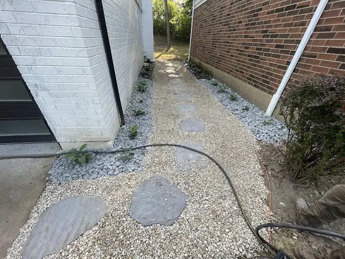 Gerardo's Landscaping & Snow Removal LLC Picture 10