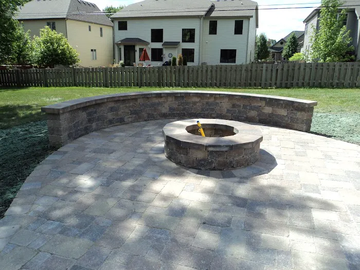 DLS LANDSCAPING, INC. Picture 5