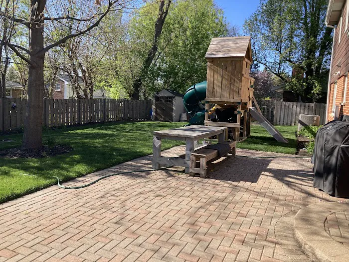 Vega’s Landscaping Inc Picture 2