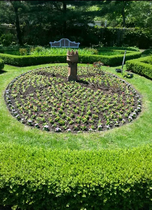 Marco Hernandez Landscaping Picture 9
