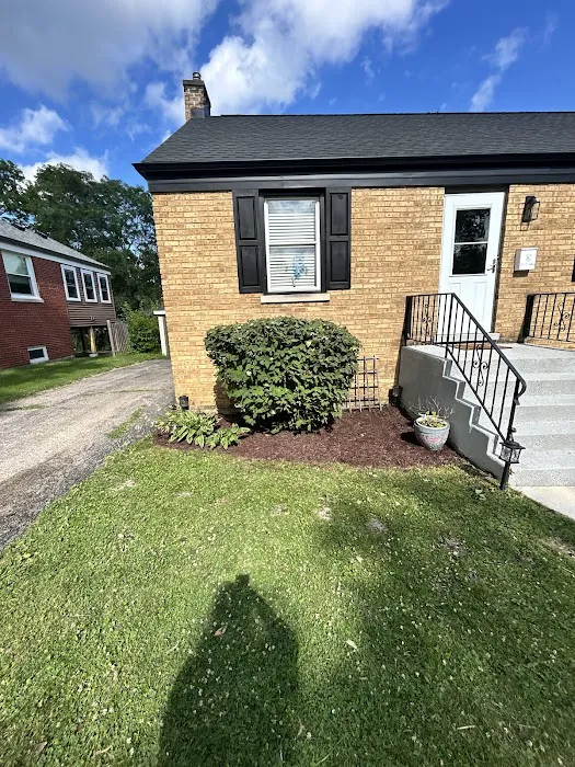 JJ Landscaping Picture 1