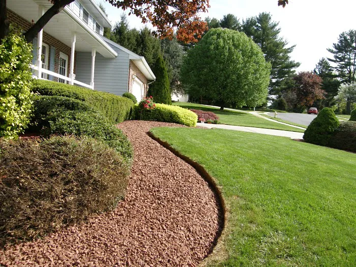 ROCKVALLEY LANDSCAPING AND LAWN CARE Picture 9