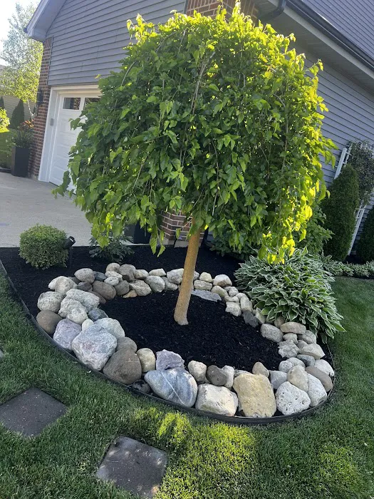 ROCKVALLEY LANDSCAPING AND LAWN CARE Picture 2