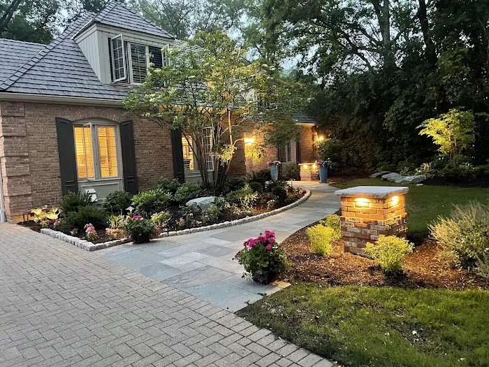 Sloan's Brick Paving & Landscaping Picture 9