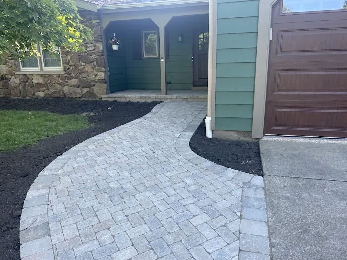 Sloan's Brick Paving & Landscaping Picture 10
