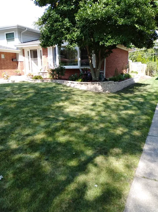 R & J Landscaping and Concrete Picture 4