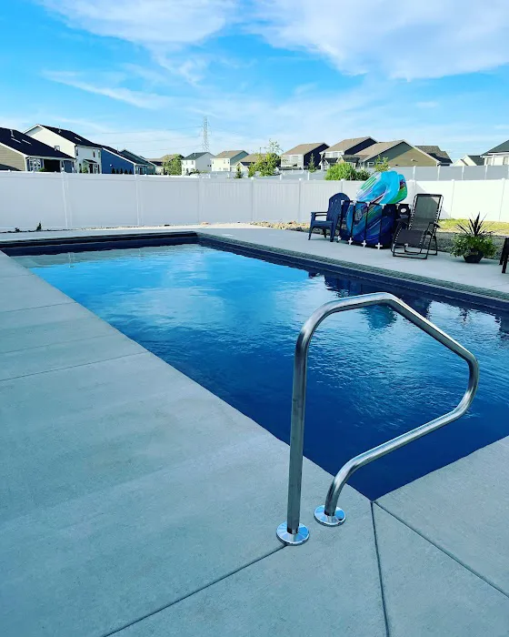 Royal Pools G2 Landscaping Picture 6
