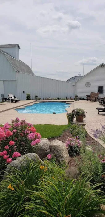 Royal Pools G2 Landscaping Picture 5