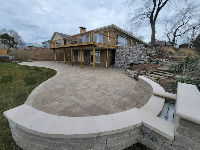 A-1 Landscaping and Pavers, LLC Picture 10