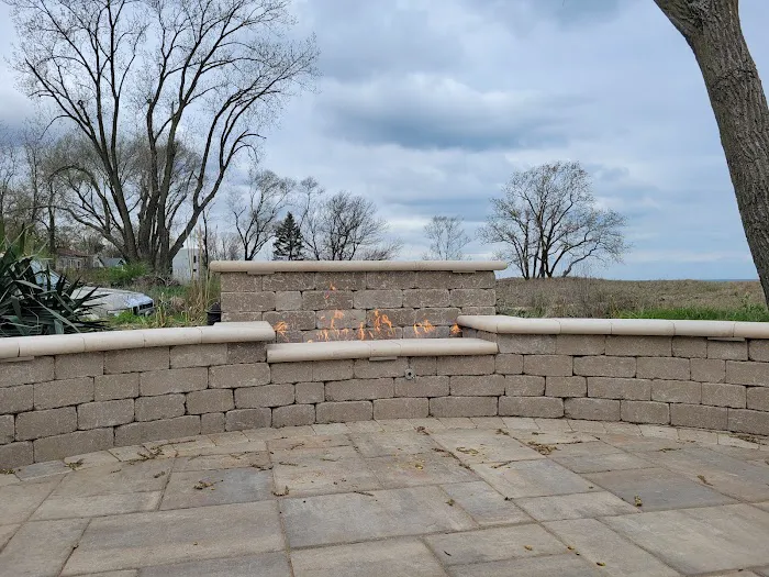 A-1 Landscaping and Pavers, LLC Picture 1
