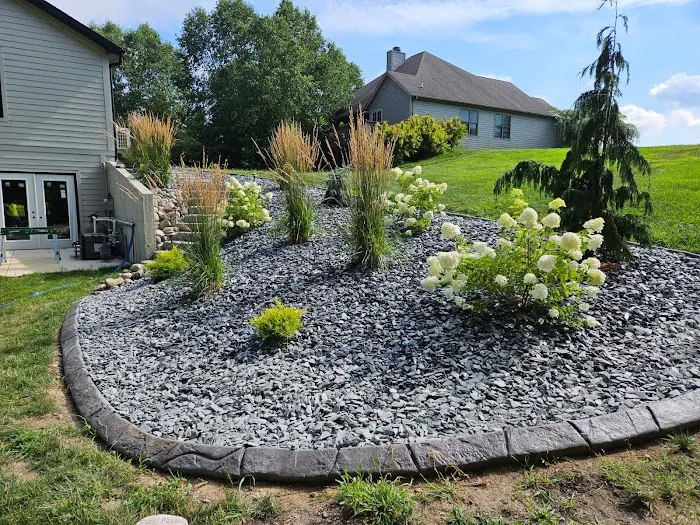 A-1 Landscaping and Pavers, LLC Picture 9