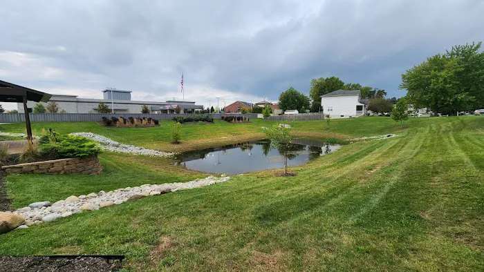 Dean's Pools & Landscaping Inc Picture 2