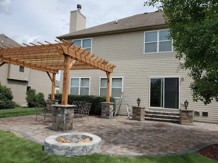 Hy-Tech Landscaping Picture 5