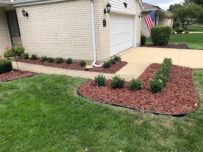 R&M Snowplowing and Lawn Service, LLC Picture 8